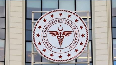 Hastayı kıyafeti açık diye muayene etmemişti... Sağlık Bakanlığı iddialara ilişkin idari soruşturma başlattı
