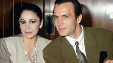 José Coronado conquistó a Isabel Pantoja: &quot;No puedo quejarme de lo mucho que he amado y de lo que amaré&quot;.