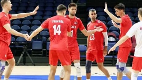 Filenin Efeleri'nden müthiş başlangıç! Dünya Voleybol Şampiyonası'nda Japonya sahadan silindi...