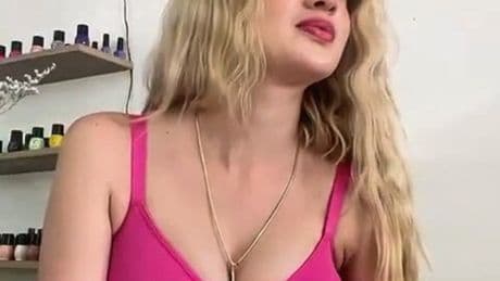Tragic beauty influencer murdered on TikTok stream as she’s shot dead by motorbike gunmen in drive-by shooting on salon