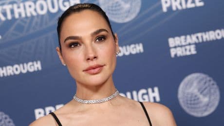 Royaume-Uni : cinq manifestants arrêtés pour avoir perturbé le tournage d'un film avec l’Israélienne Gal Gadot