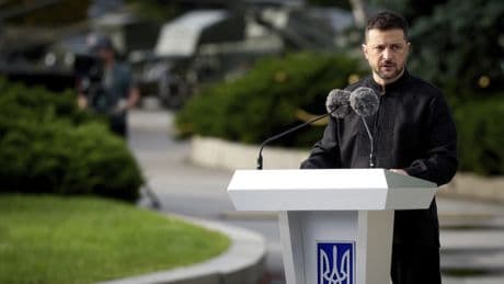 Krieg in der Ukraine: Selenskyj: Krieg hat zu neuem Selbstbewusstsein geführt