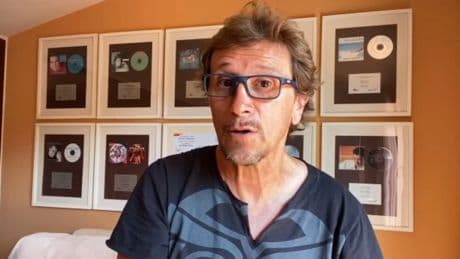 Alejandro Abad dice que Melody en Eurovisión es &quot;como si a un Grand Slam mandas a un jugador de pádel y no a Nadal&quot;