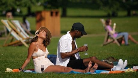 UK weather: Urgent health warning in five regions as heatwave hits
