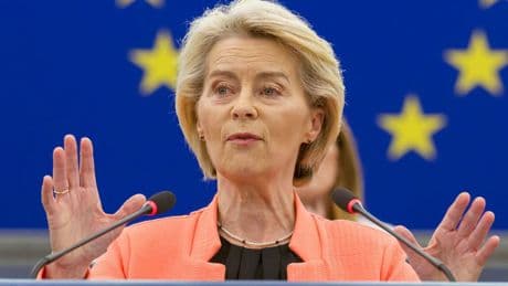 Voto di fiducia a Von der Leyen: tensioni e malumori in Parlamento europeo
