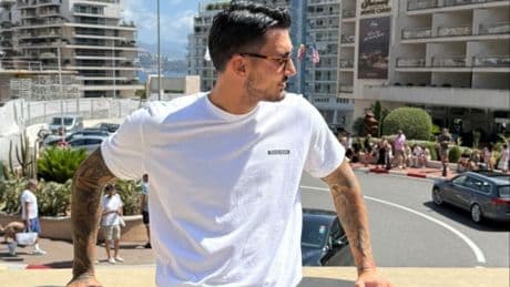 Uğurcan Çakır tatile çıktı, akıllarda soru işareti bıraktı