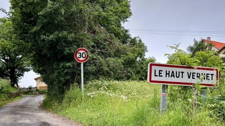 Disparition du petit Émile il y a deux ans : pourquoi l’enquête va-t-elle désormais se resserrer autour du Haut-Vernet ?