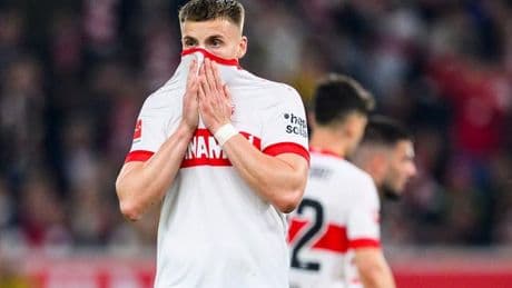 Nachbarschaftsduell: VfB kriselt weiter: Last-Minute-Tor bringt Heidenheim Sieg