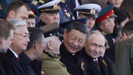 9 mai : à Moscou, l’Ukraine à l’arrière-plan et les alliés de la Russie en vedette