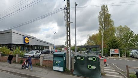 Un mineur égorgé sur le parking d’un supermarché Lidl dans l’Oise, plusieurs interpellations