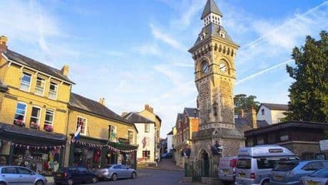 Beautiful UK border town is 'frozen in time' between two countries