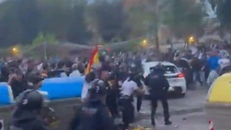 Al menos 13 heridos en un atropello masivo antes del derbi a las afueras del estadio del Espanyol