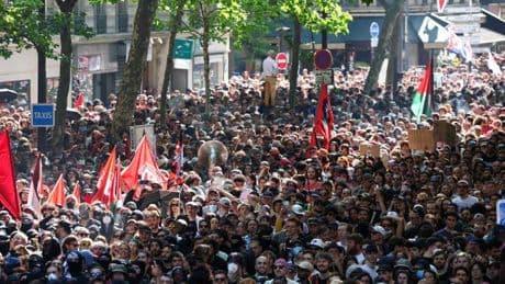 Le 1er Mai, les forces d’opposition en France avaient “besoin d’occuper le terrain”