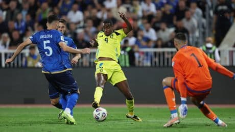 Alexander Isak misfires in first appearance since Liverpool transfer as Sweden shocked by Kosovo