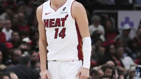 Miami Heat, Hawks'ı yenerek play-off'a kaldı!