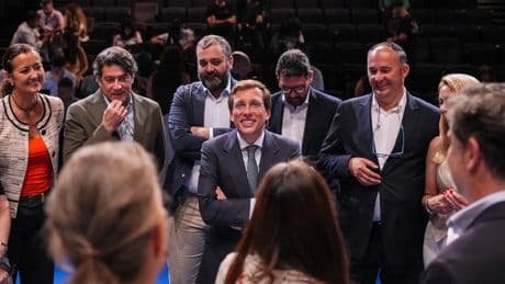 Las cuentas pendientes de los próximos dos años de Almeida: ordenar la convivencia, los desarrollos y culminar los soterramientos