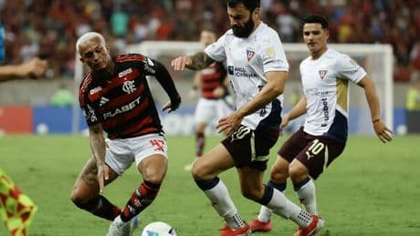 Wesley alla Roma: operazione da 25 milioni più bonus. Il brasiliano attende il permesso per partire