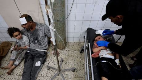 ‘Ik voelde me een slager, geen dokter’, zegt deze Australische arts die vrijwillig werkte in een ziekenhuis in Gaza-Stad