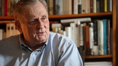 Edmund White, a groundbreaking gay author, dies at 85