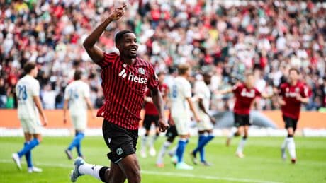 Titz jetzt auf Platz 1 - Hannover 96 feiert doppeltes Tor-Debüt