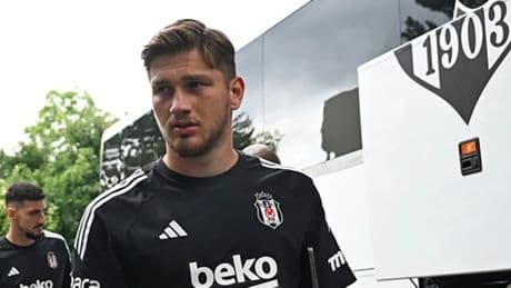 Beşiktaş'ta Semih Kılıçsoy, İtalya'ya gitti!