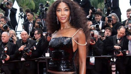 Erster Neuzugang der Basketballer - Naomi Campbell feiert Bayern-Transfer