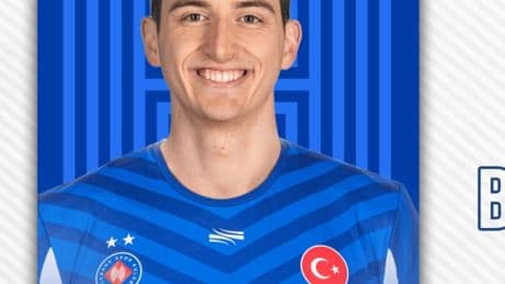 Halkbank'a Kanadalı smaçör!