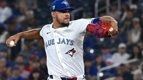 Rangers beat Blue Jays 10-4 to avoid series sweep