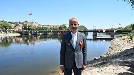 Tarihi Avanos Köprüsü restore edilerek hizmete açıldı