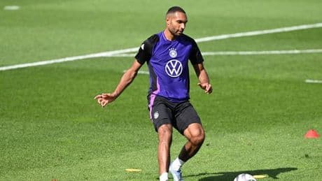 Fußball: Medien: Tah wechselt schon für Club-WM zu Bayern