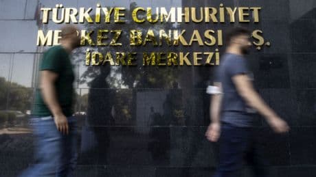 Altın'daki keskin artış konut ve otomobil piyasalarında talep artışına neden oldu
