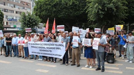 Adana’da 'barajsız sendika' kampanyası sergi ile son buldu