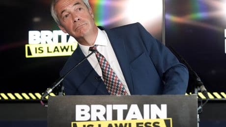 Minister brands Farage ‘the very worst’ kind of politician over asylum hotel claims