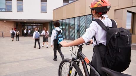 Parents accuse school of changing uniform rules just days before kids return