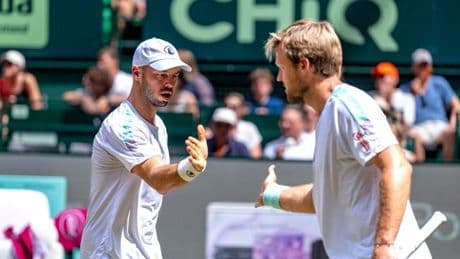 Tennis: Ohne Zverev: Davis-Cup-Team zieht locker in Finalrunde ein