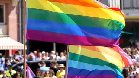 CSD Braunschweig: 5.000 Menschen feiern friedlich – Schlägerei nach Parade