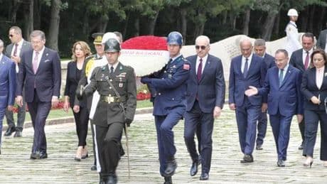 Meclis Divanı Ata’nın huzurunda