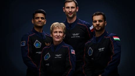 Hungría está a punto de enviar un astronauta al espacio. Lo sorprendente no es eso: es que Europa no ha tenido nada que ver