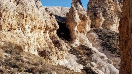 Más de 500 personas, procedentes de toda Europa, celebran una rave ilegal en la 'Capadocia soriana'