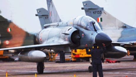 Desde el fin de la Segunda Guerra Mundial solo ha habido dos países con armas nucleares en guerra. Acaban de reiniciarla