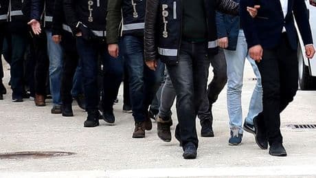 FETÖ'ye eş zamanlı operasyon! 38 şüpheli hakkında gözaltı kararı verildi