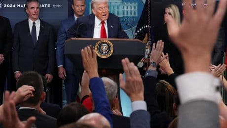 Trump recurre a las cifras de criminalidad más bajas en 30 años para desplegar militares en la capital de EEUU
