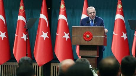 Cumhurbaşkanı Erdoğan'dan net mesaj: Yangınlarda ihmali olan hesabını verecek