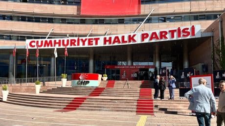 CHP MYK, Özgür Özel başkanlığında toplandı