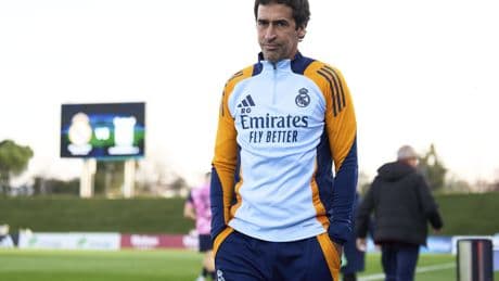 Raúl deja el Castilla después de seis años y Arbeloa será su sustituto