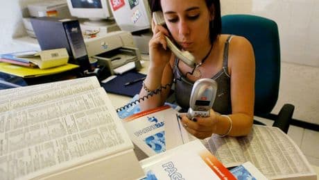 Telemarketing, stop alle finte chiamate dall'Italia da domani: cosa cambia davvero e quali rischi ancora. Ecco come funziona