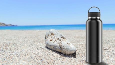Urlaub: In dieser Flasche können Sie Wertsachen am Strand verstecken