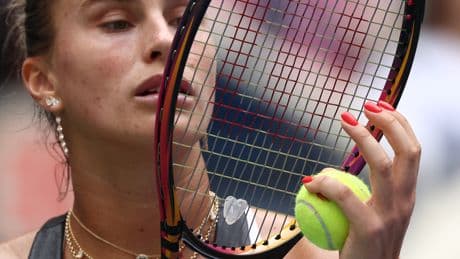 El despertar de Swiatek, quebradero y estímulo para la defensora Sabalenka