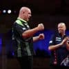 Van Gerwen klopt Van Barneveld in Nederlands onderonsje op World Matchplay