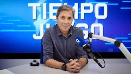 Paco González saca el látigo con lo de cada año con los fichajes: "Es ilógico y no sé de quién depende"